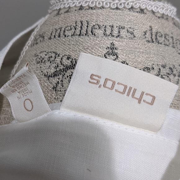 Chico's size 0 White Linen Blazer - Picture 3 of 4